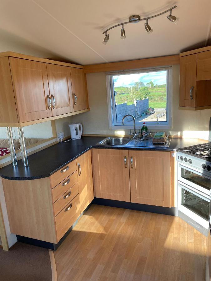 Garej Mynytho Caravan Pwllheli Exterior photo
